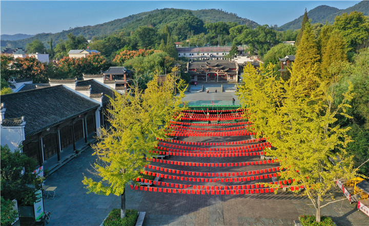 8 浙江省衢州江山市大陳村。圖為深秋的大陳村景象.jpg